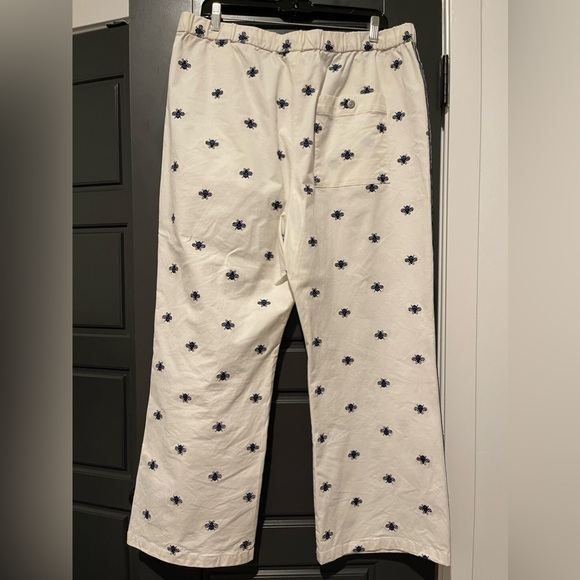 Anthropologie White Drawstring Pants with Embroidered Bees Size L Gently Worn - Picture 2 of 8